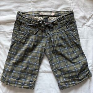 Hollister Olive Plaid Tie-Front Women's Bermuda Shorts